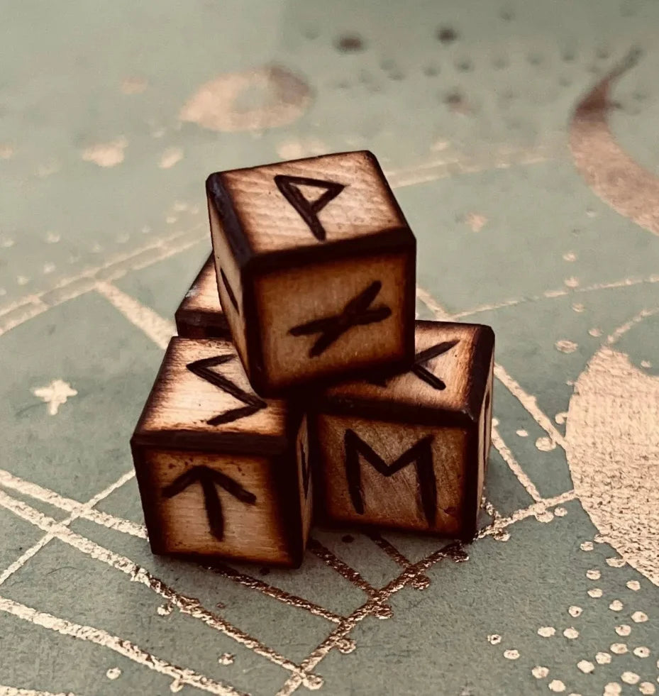 Rune dice