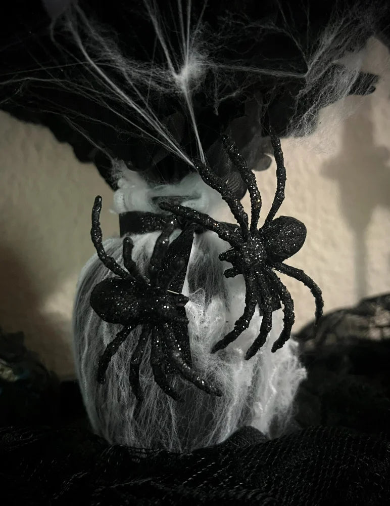 Handmade Gothic Skull Floral Arrangement – Halloween Decor - Lumiren The Haunted Cottage