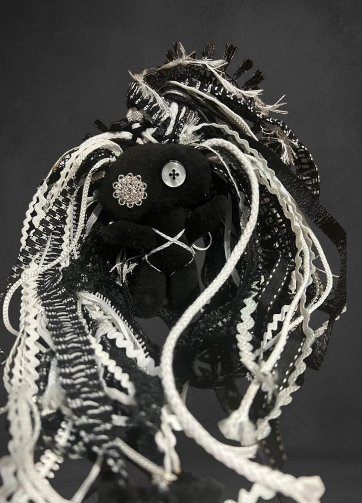 Shadow and light spirit doll emotional depth and transformation. Perfect for witchcraft altars and spiritual guidance.