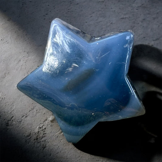 blue agate star crystal for throat chakra healing, calming energy, and spiritual protection. Perfect for meditation